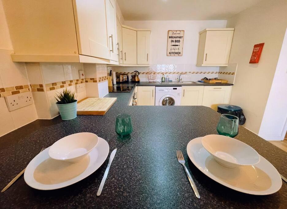 Bristol City Stays - 1 Bed - Pembroke Court エクステリア 写真