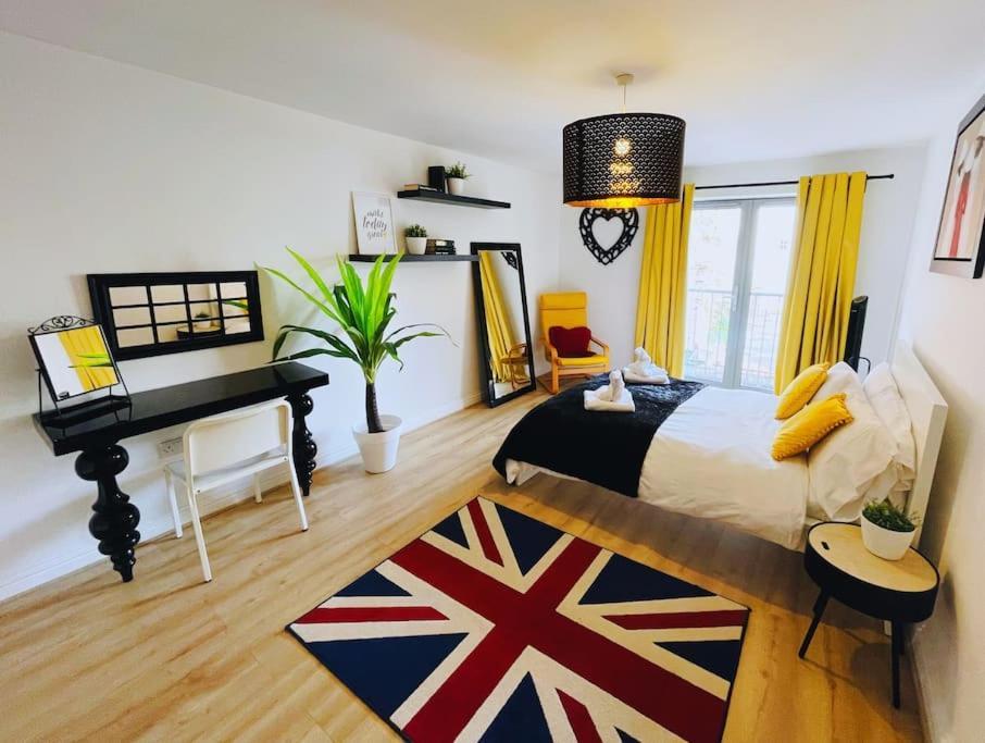 Bristol City Stays - 1 Bed - Pembroke Court エクステリア 写真